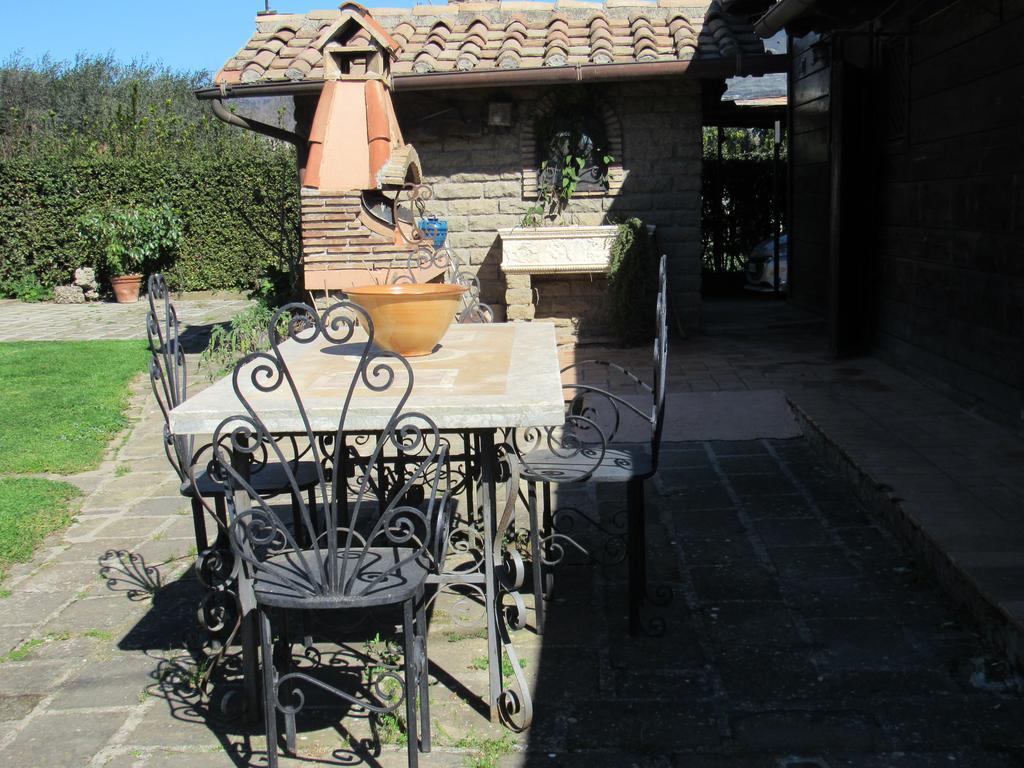 The Lake Chalet Bracciano  Exterior photo